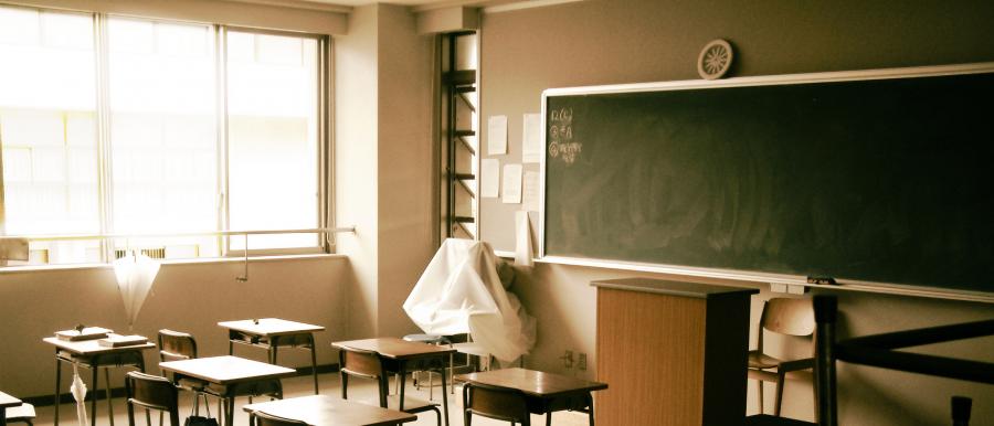 Gminy i powiaty ustalą czas pracy nauczycieli
