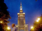 Warszawa w Sztokholmie mogła już pochwalić się pierwszym punktem ładowania pojazdów elektrycznych, który został otwarty w połowie listopada.