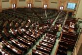 Za pozytywnym zaopiniowaniem poprawki głosowało 13 posłów, za negatywnym - 19.