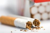 Farmaceuci zarabiają miliony na palaczach