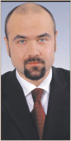 Co musi zawierać umowa o pracę