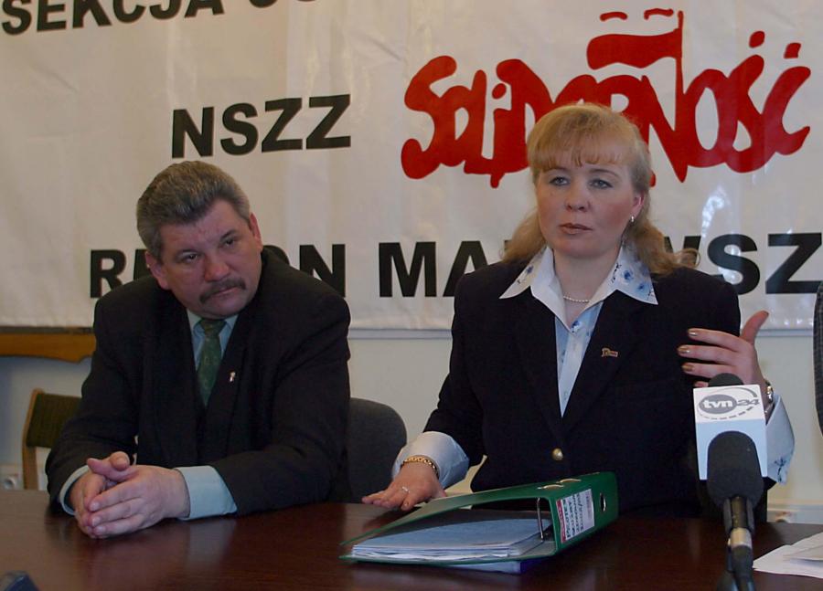 Ochman: propozycja referendum i wstrzymania prac nad ustawami uczciwa