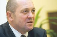 Minister powiedział, że premier był "bardzo rad", że Ministerstwo Rolnictwa nie tylko zaproponowało oszczędności, ale też aktywne formy przeciwdziałania kryzysowi przez przyspieszenie realizacji i pozyskanie dodatkowych środków unijnych na realizację zadań.