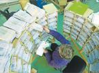 Jedna pani w okienku ślini znaczek, druga nakleja, a trzecia wysyła list – żartowano z organizacji pracy w urzędach. Poczta chce ograniczyć zatrudnienie, rozbudowując sieć agencji prowadzonych na zasadzie franczyzy Fot. Rafał Meszka/Forum