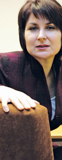 Elżbieta Mucha, radca prawny, specjalista z zakresu prawa podatkowego i gospodarczego. Prowadzi własną kancelarię prawną. W latach 2003-2004 wiceminister finansów odpowiedzialna za sprawy podatkowe. Uczestniczyła już w rozprawach podatkowych Fot. Wojciech Górski