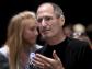 Steven Jobs – współzałożyciel firmy  Apple. W 1972 r. Jobs ukończył szkołę średnią w Cupertino w Kalifornii i przez jeden semestr studiował w Reed College w Portland w stanie Oregon. I to był koniec jego uniwersyteckiej edukacji.