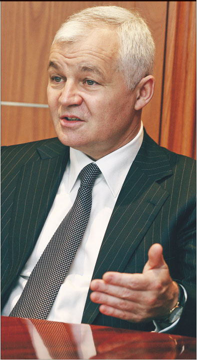 Jan Krzysztof Bielecki dotąd zaprzeczał spekulacjom, że może zostać premierem. Fot. DGP