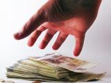 Eksperci szacują, że te dodatkowe koszty w sumie pochłaniają około 5 procent wartości kredytu hipotecznego.