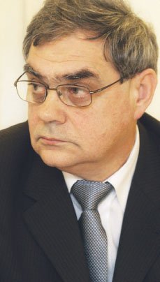 Nadzoru publicznego nie będzie sprawował minister finansów