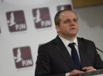 Według Kowala oświadczenie to jest niewystarczające. Przypominał, że w projekcie budżetu zapisano wzrost wpływów podatkowych o prawie 9 proc., więc - jak podkreślił - powstaje pytanie na jakiej podstawie, skoro stawki pozostaną niezmienione. Jego zdaniem złożenie przez Rostowskiego deklaracji, że nie chce on podwyższać podatków jest niepoważne.
