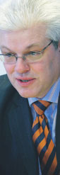 Rząd chce zwiększyć popyt na małe i średnie <strong>samochody</strong>