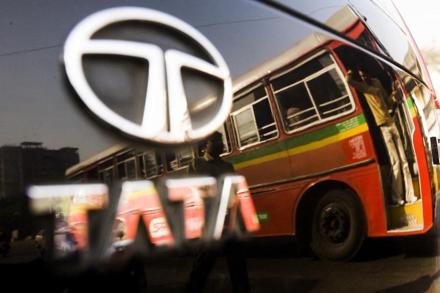 Koncern Tata Motors zaprezentował najtańszy samochód świata