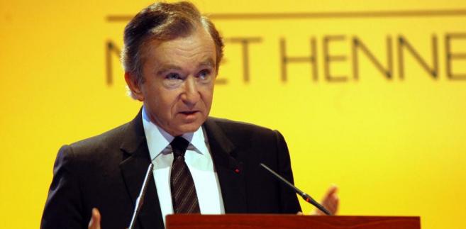Bernard Arnault objął stanowisko prezesa Louis Vuitton Moet Hennessy po dwóch latach bezpardonowej walki Bloomberg