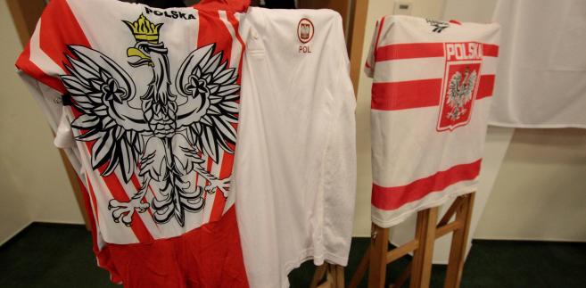 Koszulki polskiej reprezentacji z orzełkami
