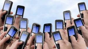 Na koniec 2011 roku we wszystkich sieciach w Polsce działało ponad 50,7 mln kart SIM