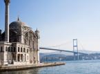 Most Boğaziçi, łaczący Azję i Europę ponad Cieśniną Bosfor w Istambule, liczy 1074 m długości. Fot. Shutterstock. 