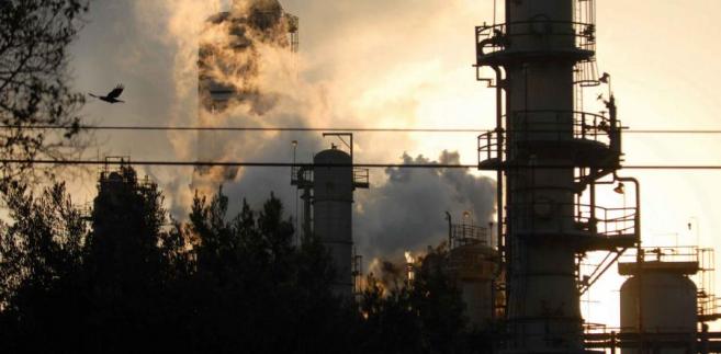 Brudne paliwa oznaczają większą emisję CO2.