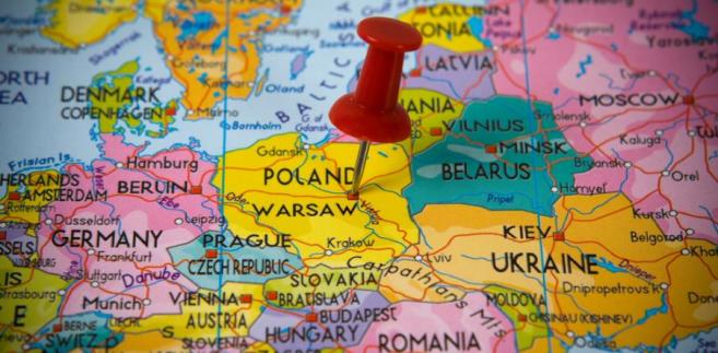 Rok 1990 był kluczowym momentem polskiej transformacji. To równo 25 lat temu polski skok w kapitalizm przestał być tylko marzeniem, a zaczął być rzeczywistością.