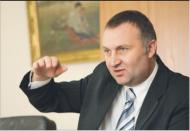 – Gwarantuję, że na wypłaty rent strukturalnych nie będą przeznaczone unijne środki z programu na tworzenie nowych miejsc pracy – mówi Artur Ławniczak, wiceminister rolnictwa i rozwoju wsi Fot. Marek Matusiak