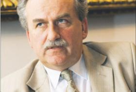 Adam Fronczak, od 2008 roku pełni funkcję wiceministra zdrowia. Wcześniej były m.in. dyrektorem Wojewódzkiego Szpitala Specjalistycznego im. Marii Skłodowskiej-Curie w Zgierzu Fot. Marek Matusiak