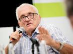 "Polacy podczas wojny zabili więcej Żydów niż Niemców". Prokuratura: Jan Tomasz Gross nie znieważył narodu polskiego