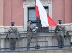Prezydent wziął udział w uroczystości podniesienia Flagi Państwowej RP na Wieży Zegarowej Zamku Królewskiego