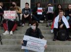 Białoruś: Studenci na „siedzących” akcjach solidarności z zatrzymanymi kolegami