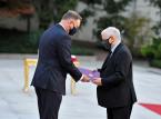 Rząd jest, pora podzielić role